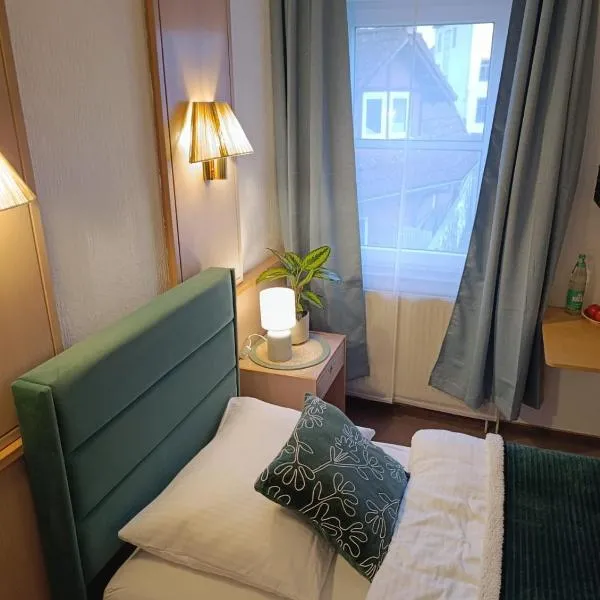 Kleines Stadthotel RATSSCHÄNKE Südheide, hotel en Gifhorn