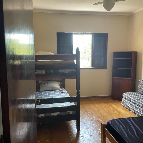 Casa Completa a Poucos Minutos da Praia Mongaguá - Foto 2