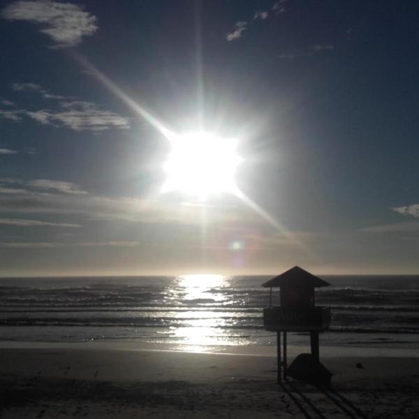 Ap Basicão a Duas Quadras Praia e Próximo Centro!