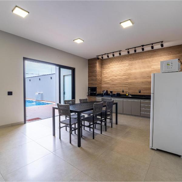 Casa com Piscina, Wi-Fi e Garagem - Foto 5