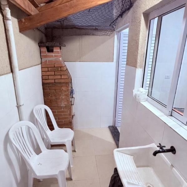 Casa para até 8 pessoas a 300m da Praia- Guilhermina - Foto 3