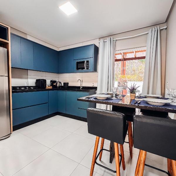 Casa Nova e Completa | 2 Suítes com Ar | Área Gourmet | 2 Vagas