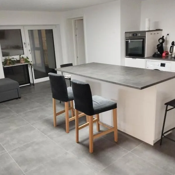 Messewohnung Heimersdorf im ST: Köln'de bir otel