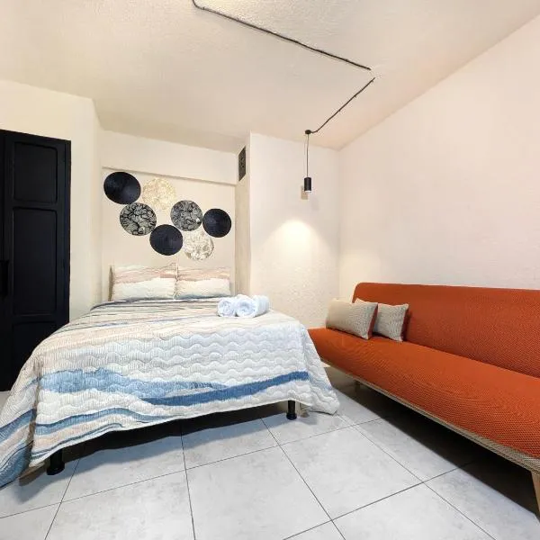 CY l Habitacion privada en Marbella, hotel in Panama City