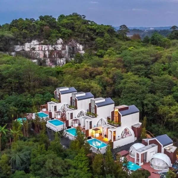 The X10 private pool villa khaoyai SHA Certified เขาใหญ่، فندق في Ban Tha Chang