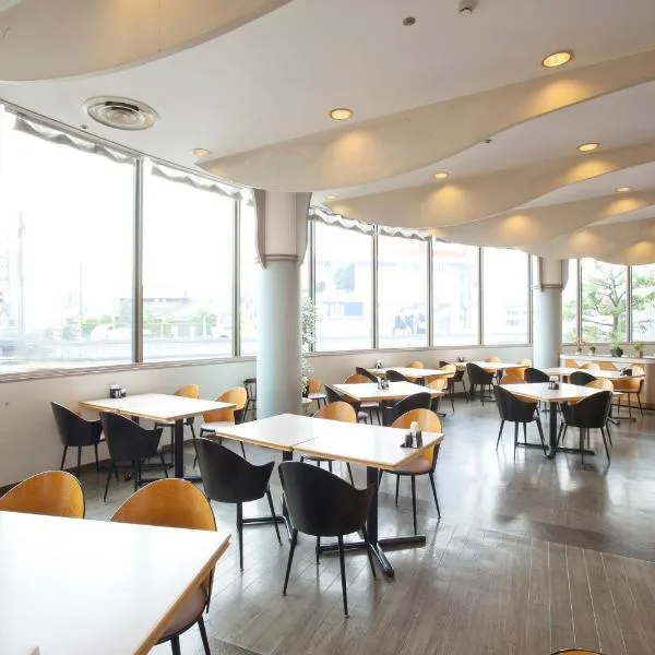 Oustat Kokusai Hotel Tajimi, hotel v destinaci Tajimi