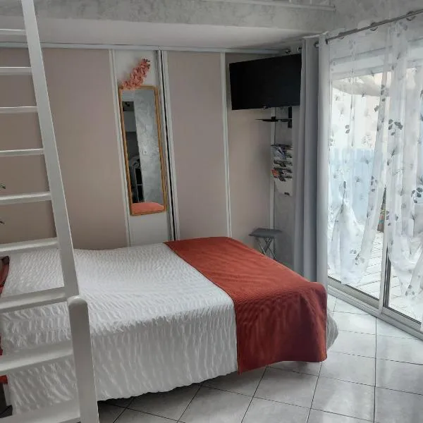 Chambres d'hôtes - Les Orchidées, hotel in Perpignan