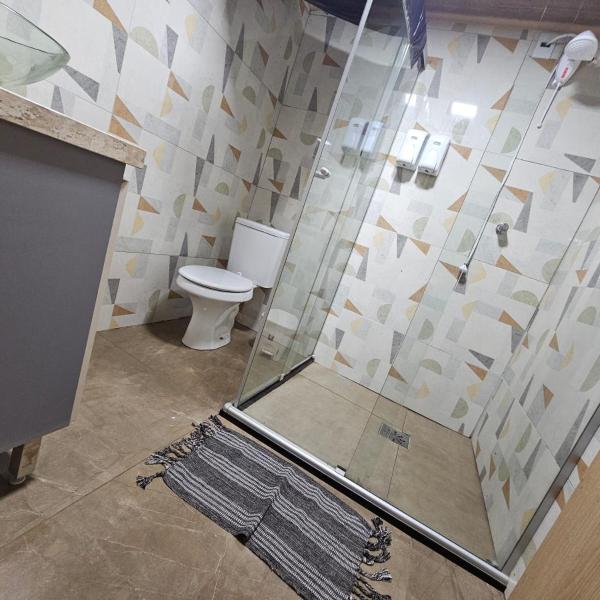 Q 163 Apartamento TÉRREO completamente mobiliado, 02 quartos - Foto 3