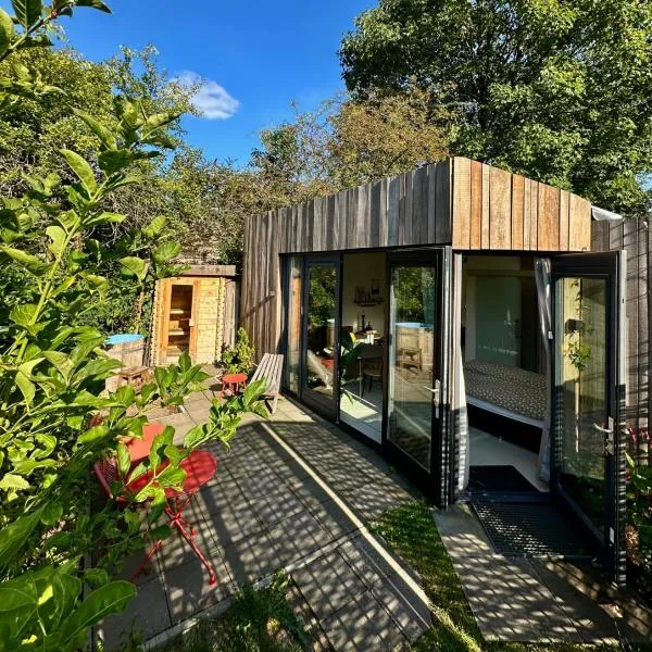 Garden Guest house & Sauna, hótel í Deventer