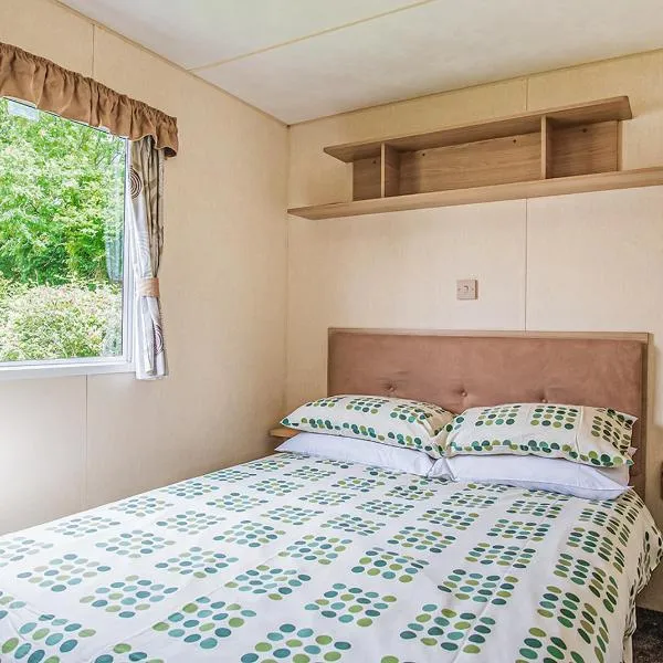 Woodland Vale Holiday Park, khách sạn ở Ludchurch