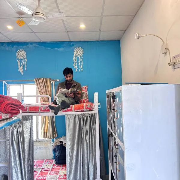 The Pink Chapter Hostel, Jaipur, hotel in Jaipur