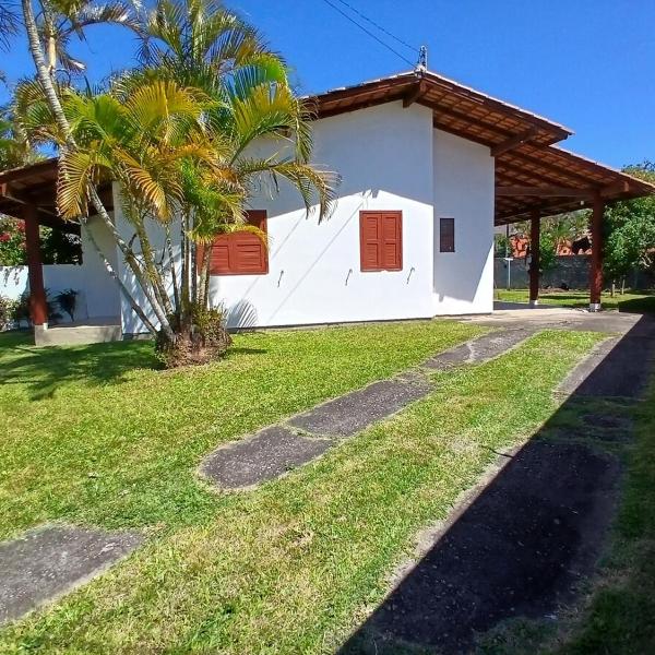 Casa 4 quartos, 3 wc, a 380mt Praia Ingleses