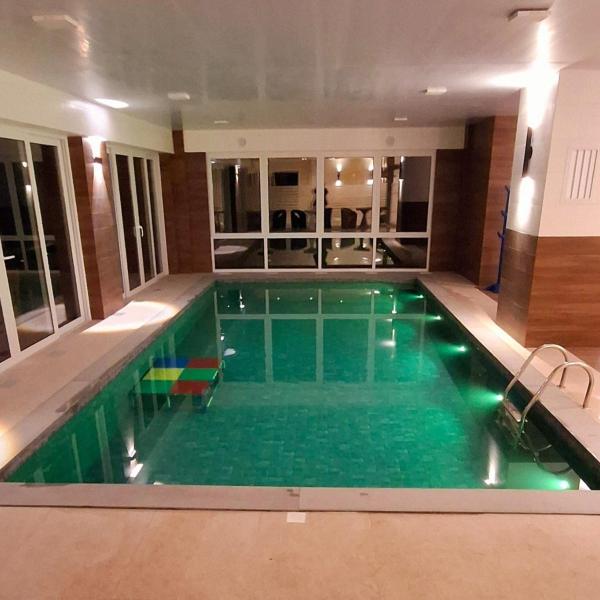 Flat Serra Hidro Lareira Piscina Aquecida Canela - Foto 4