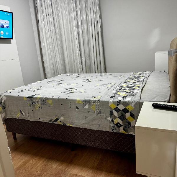 Lindo apartamento em Canasvieiras a uma quadra do mar - próximo ao Trapiche dos Barcos Piratas - Foto 2
