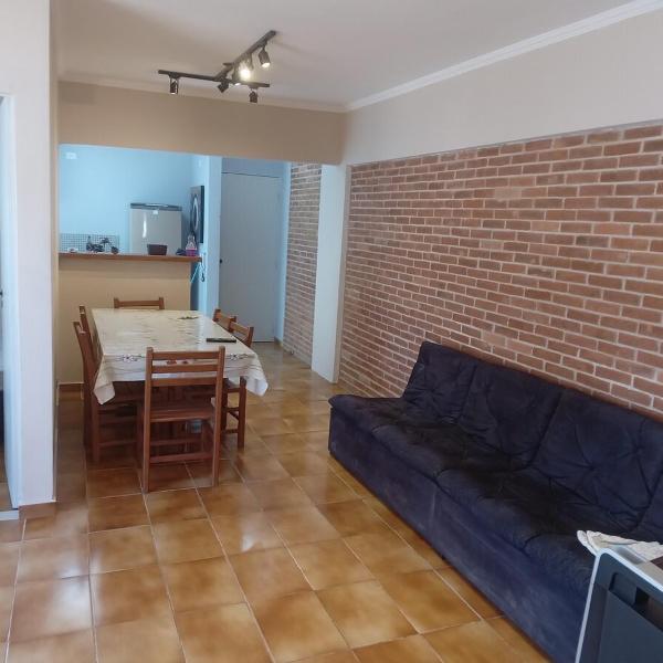 Enseada, close to the beach and shops complete