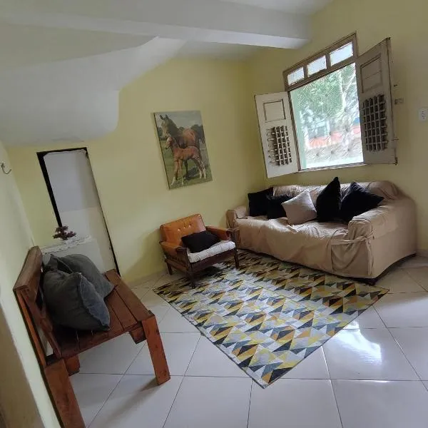 Casa quarto dormitório estudantil em salobrinho para uescquianos, khách sạn ở Ilhéus
