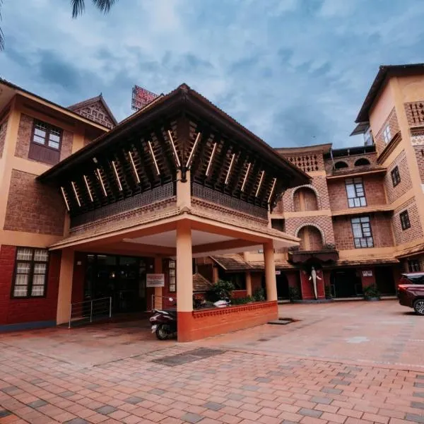 Nirmallyam Residency Hotel, viešbutis mieste Edappāl