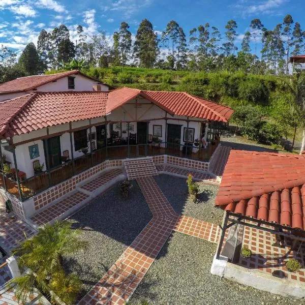 Finca Campestre La Adelita B&B, hotel v destinaci Salento