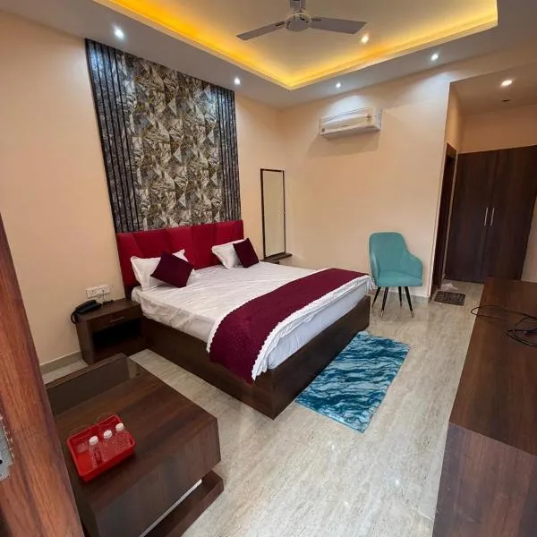 Hr Palace, hotel em Varanasi