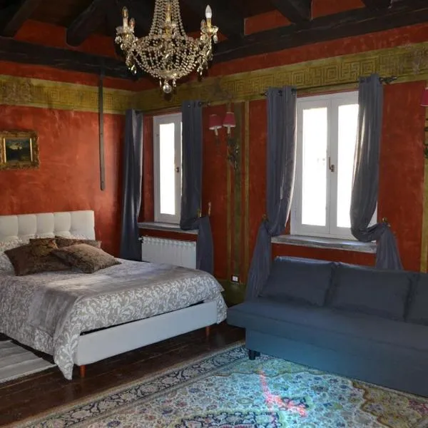 La Dimora della Luna Appartamento Rosso, viešbutis Trieste