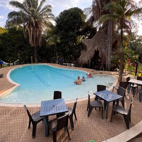 Eco Hotel El Reposo Melgar，梅爾加的飯店