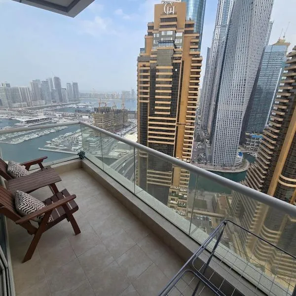 Stunning 1-Bedroom Apartment in Botanica Tower, hótel í Dúbaí