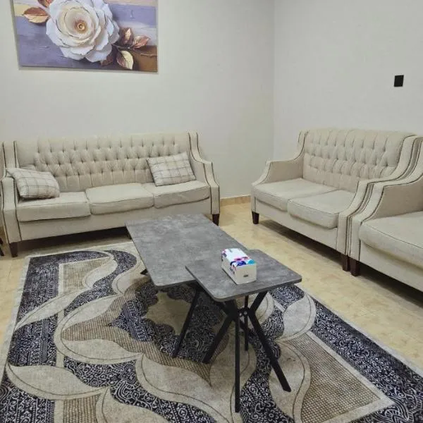 شقق النزهة الفندقيه、Riyadh Al Khabraのホテル