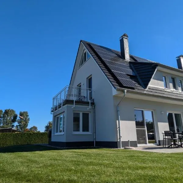 Ferienhaus Zur Oie、Bresewitzのホテル