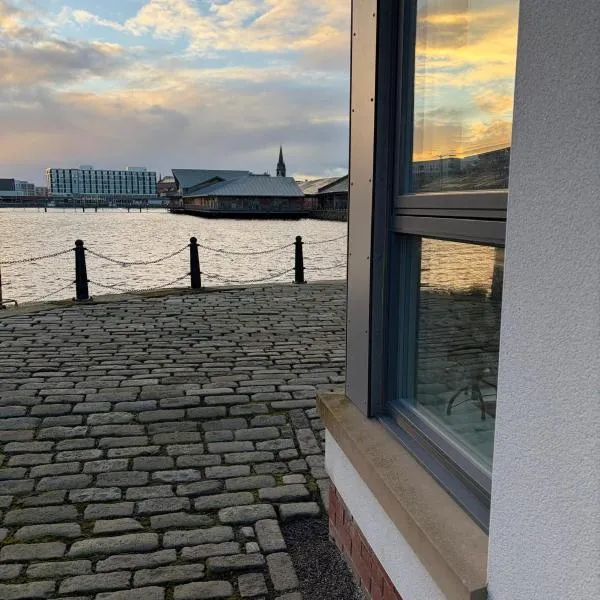 Quayside Waters، فندق في دندي