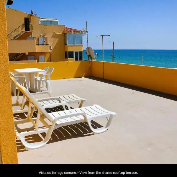 Blife Mariangya private rooms at Faro beach, hotel em Faro