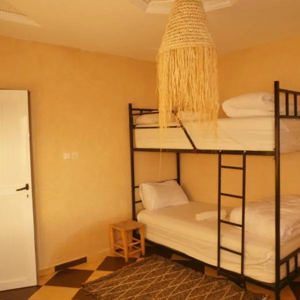 Waves House Tamraght - Surf & Chill Hostel, hotel in Tamraght Ouzdar