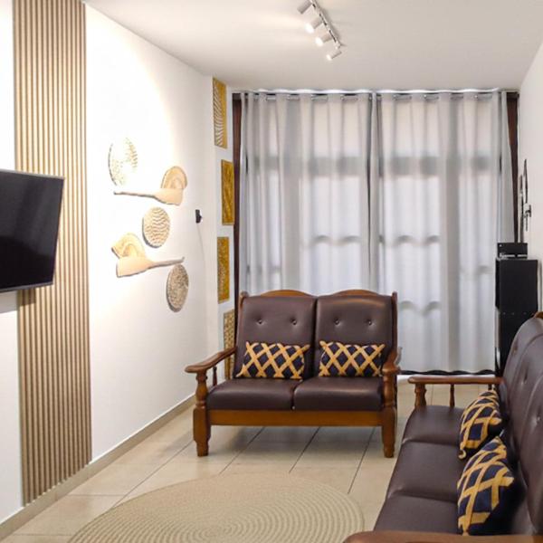 Prédio Frente ao Mar, Pé na Areia, 2 Quartos, Garagem, TV a Cabo, Netflix, Amazon prime, Disney Chanel, Roupa de Cama e Toalhas, AP Lateral - Foto 4