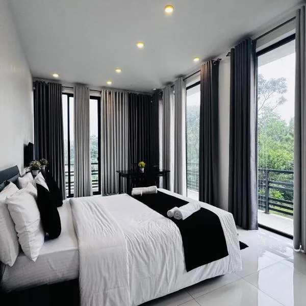 Pearl White Residency-HOTEL, отель в Полоннаруве