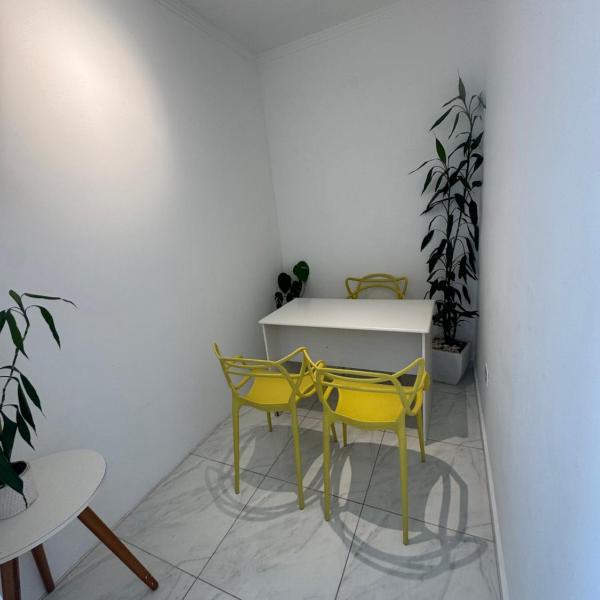 Quarto sem Cama só colchão, Ar Condicionado, Wi-Fi, Banheiro - Foto 4