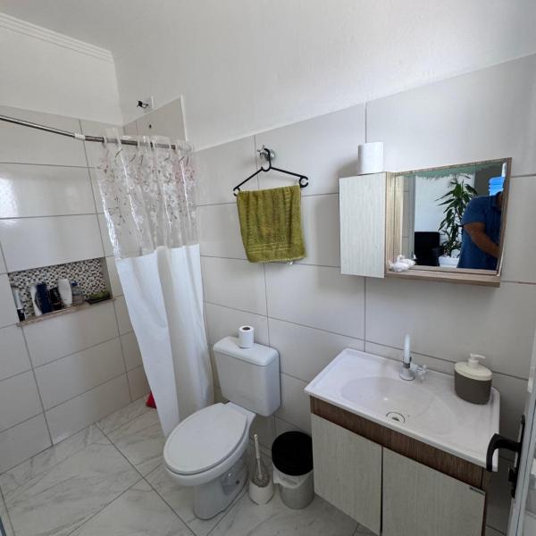 Quarto sem Cama só colchão, Ar Condicionado, Wi-Fi, Banheiro - Foto 3