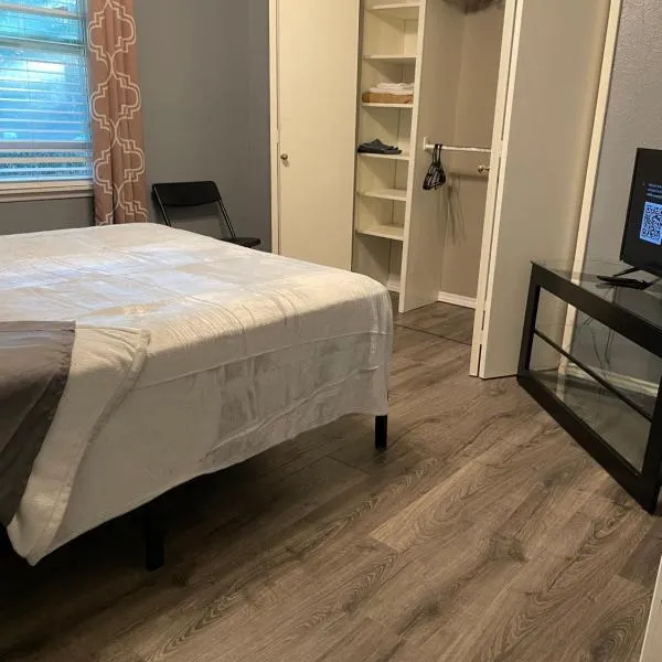 Home Away, hotel a Grand Prairie