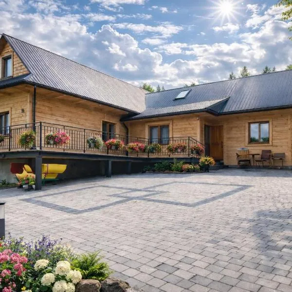 Dom u Teresy, hotel i Harkabuz