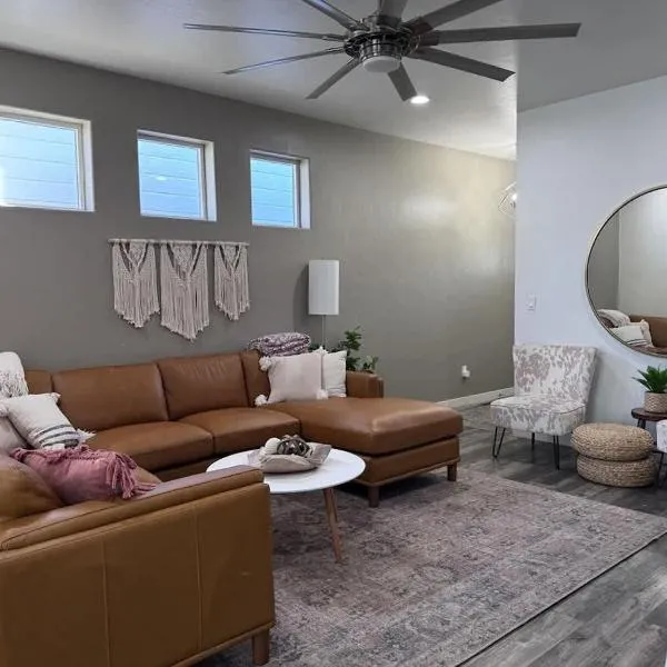 The Bella! West Nampa Private 3 Bedroom Home, hotel sa Nampa