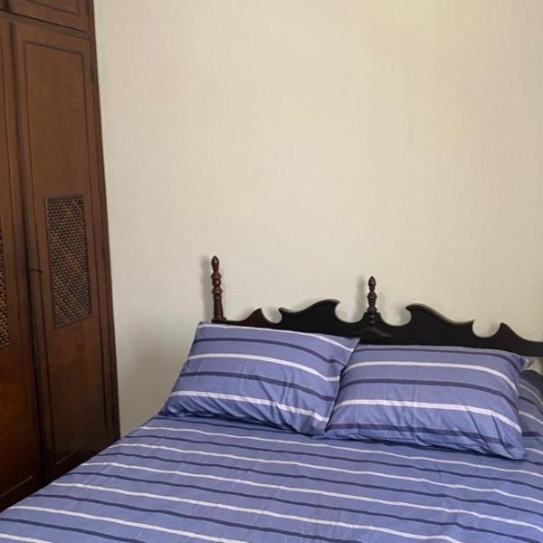 Casa ampla no Centro, ao lado prefeitura e estação - Foto 2