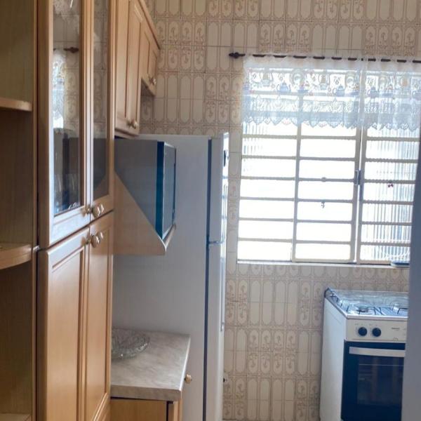 Casa ampla no Centro, ao lado prefeitura e estação - Foto 3