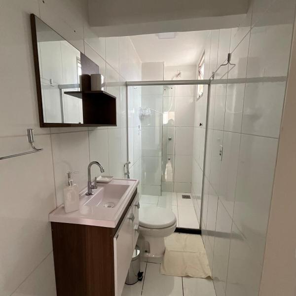 Apartamento confortável e com excelente localização perto da praia em Itapuã - Foto 3