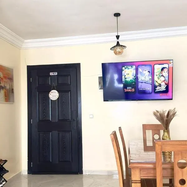 Cozy Apartment Near Rabat & Beach, hotel v destinaci Temara