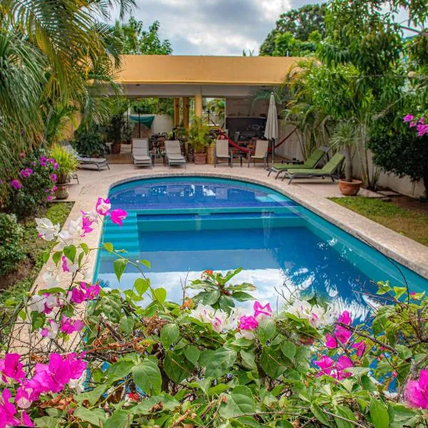 Hotel Zandoyo Bed & Breakfast, hotelli kohteessa Puerto Escondido