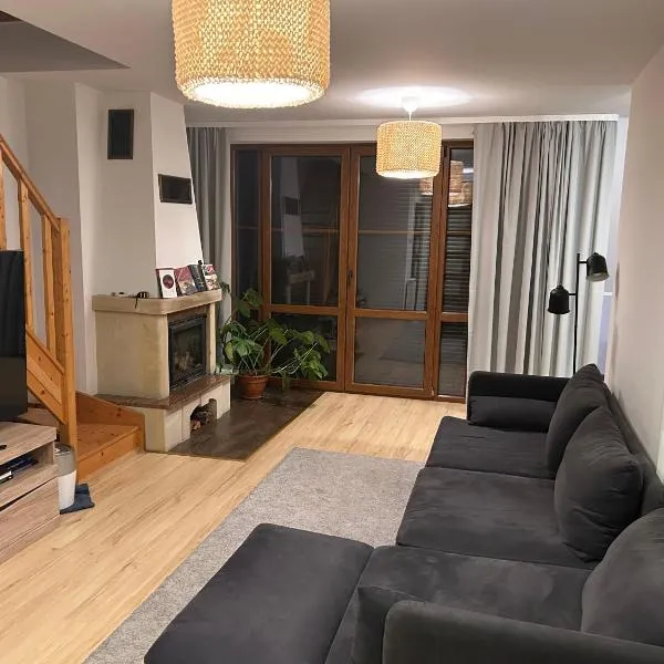 Mieszkanie z widokiem na Karkonosze, Hotel in Staniszów