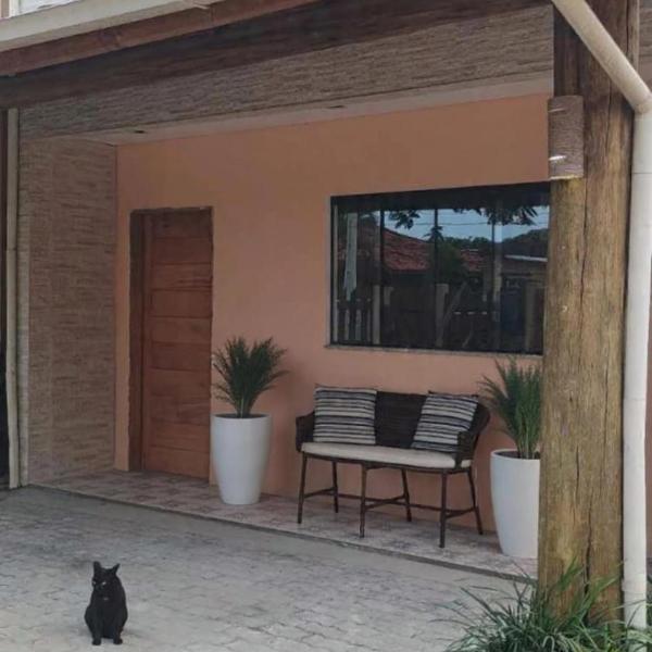 Casa nova entre o mar e a lagoa