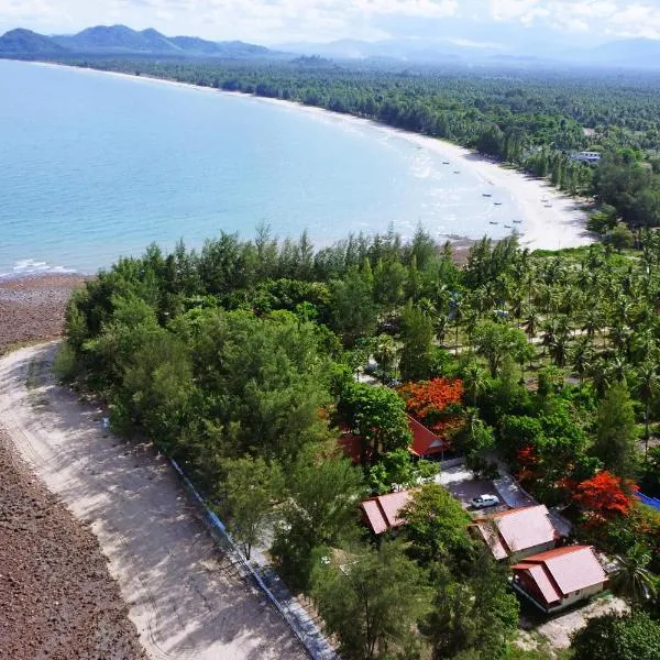 Rocky Point Resort, hotel u gradu 'Thap Sakae'