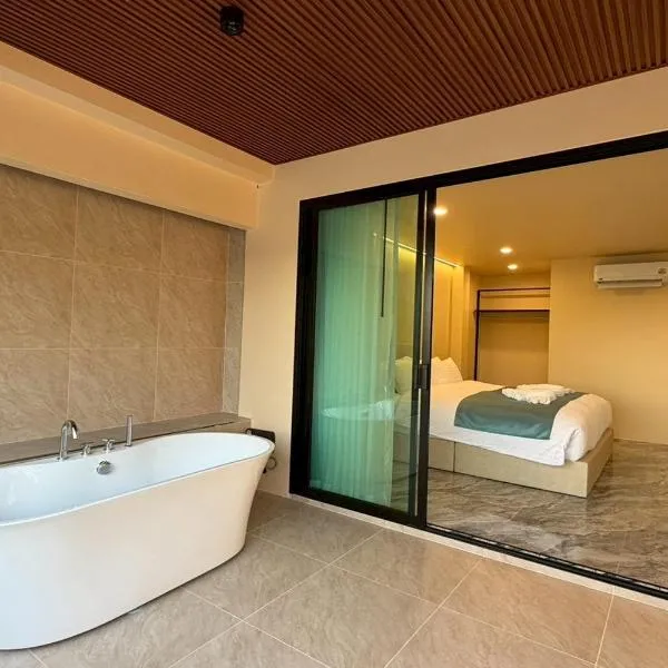 Sand Maré Karon Hotel, Hotel in Strand Karon
