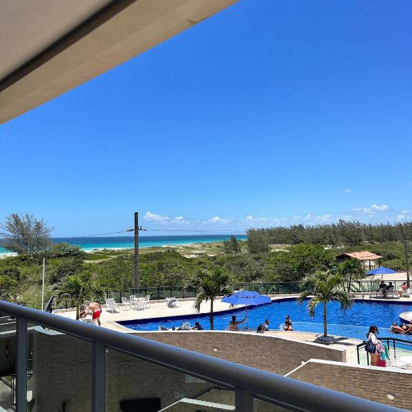 Apartamento com vista para o mar em condomínio