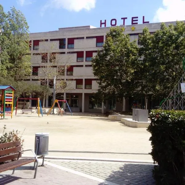 Hotel Pere III El Gran, hotel in Sant Cugat de Sesgarrigues