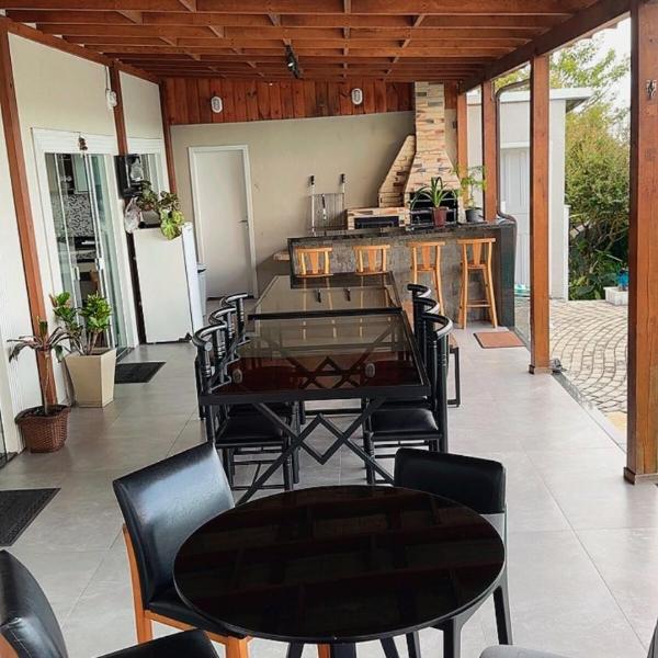 House with swimming pool, 4 en-suites, 6 parking spaces - Foto 5